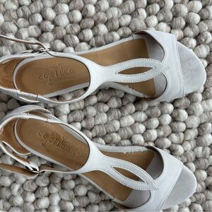 Coclico Women's White Sandals